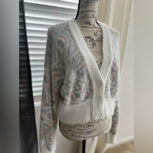 Arizona Jean Company Cream and Gray Patterned Cardigan